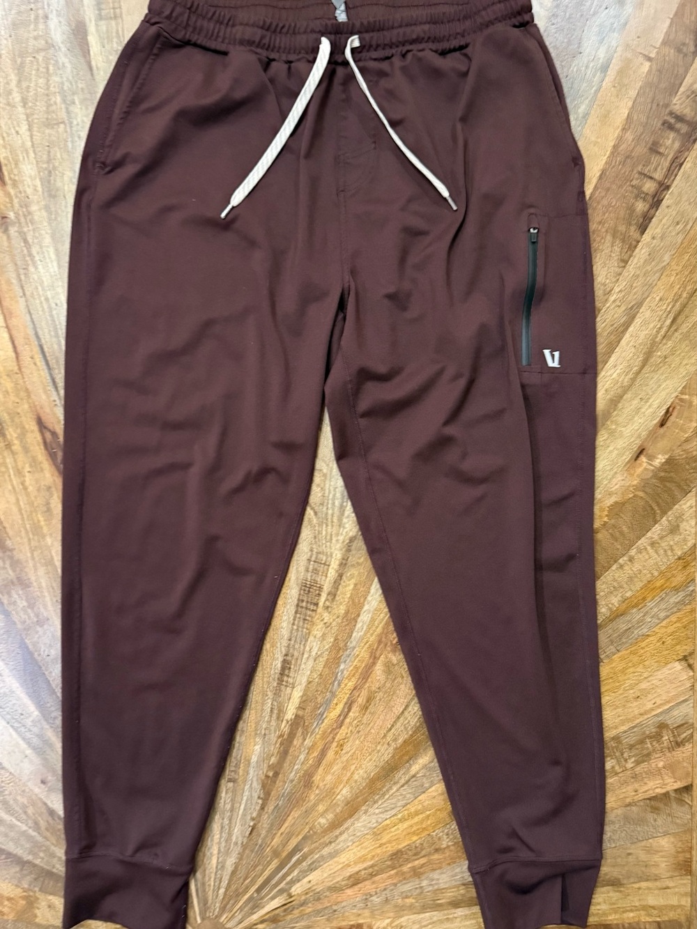 Vuori Maroon Men's Sunday Performance Joggers with Side Zip Pocket XL